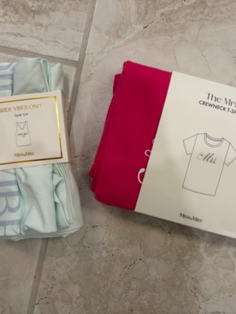 NWT Miss to Mrs Women's 2Piece Bundle Pink Crew Tee/Green Tank Size 2XL Bridal